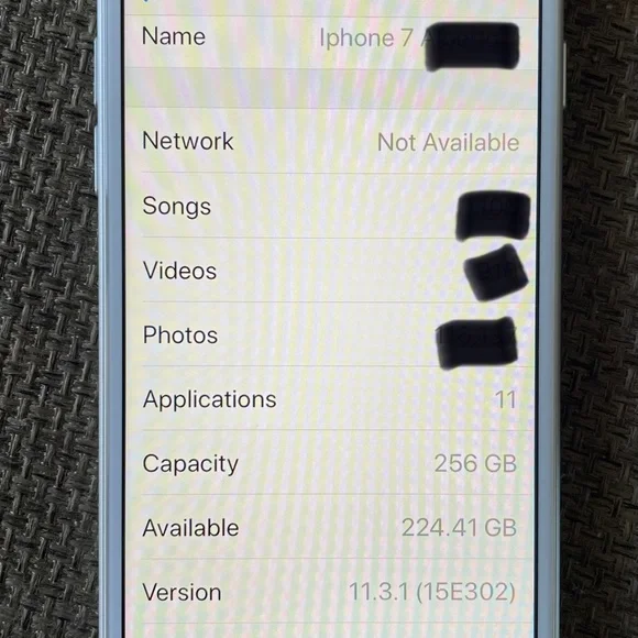 iPhone 7 in perfect working condition. Unlocked can be used with other carriers. - Picture 4 of 4